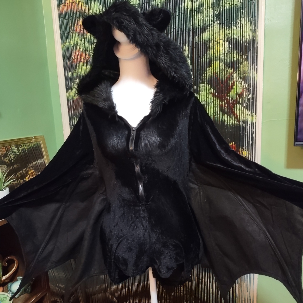 Bat jumpsuit (shorts) size medium